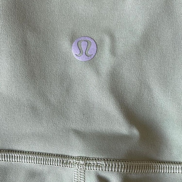 COPY - green lululemon wonderunders - Picture 3 of 3